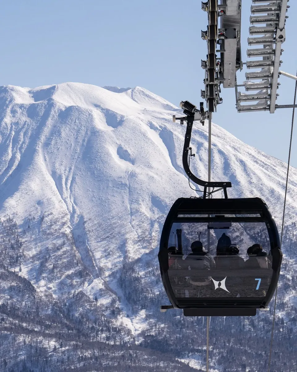 Gondola above the snowy slopes of Niseko